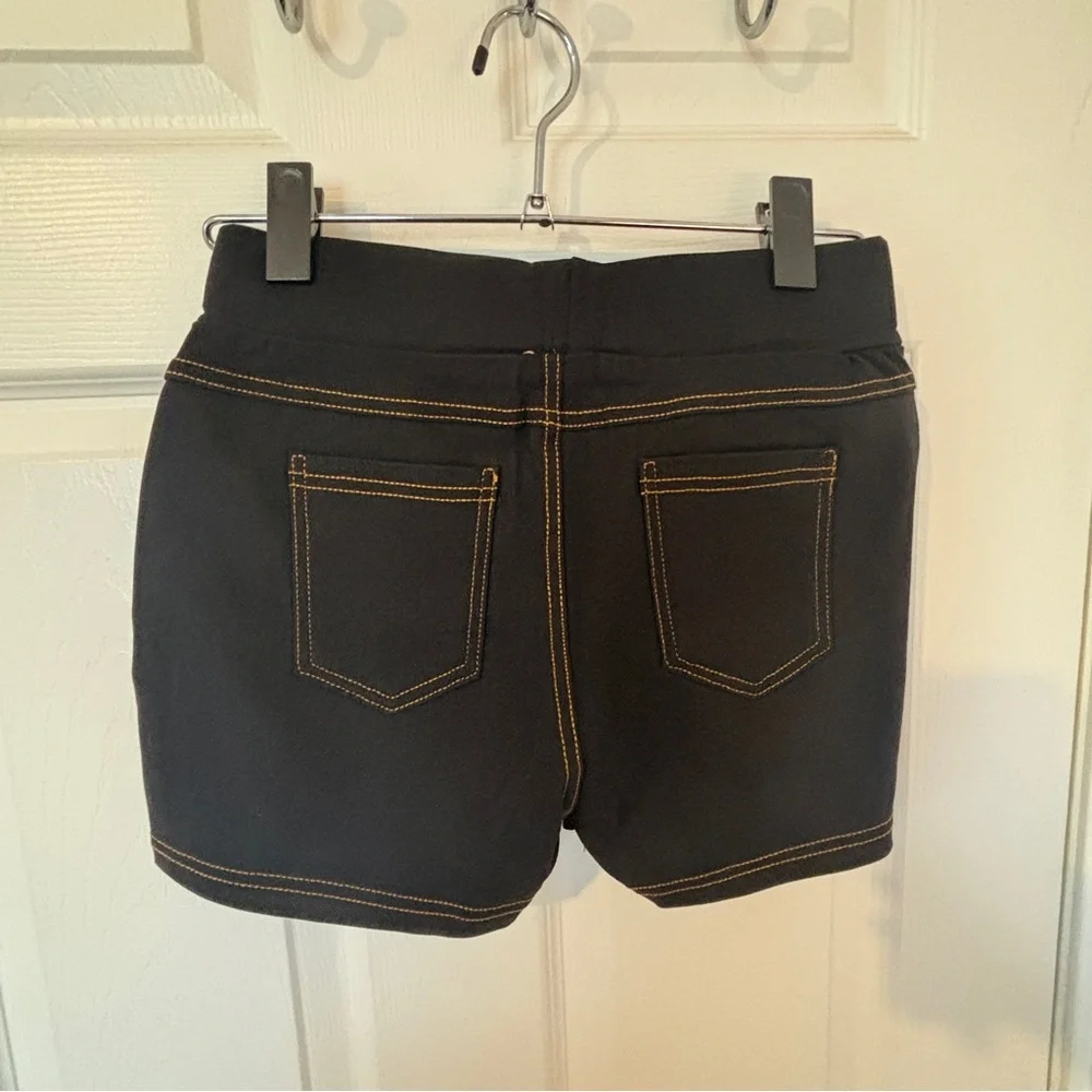 Women’s NWT C-Mode Dark Blue Denim Shorts Size Small‎